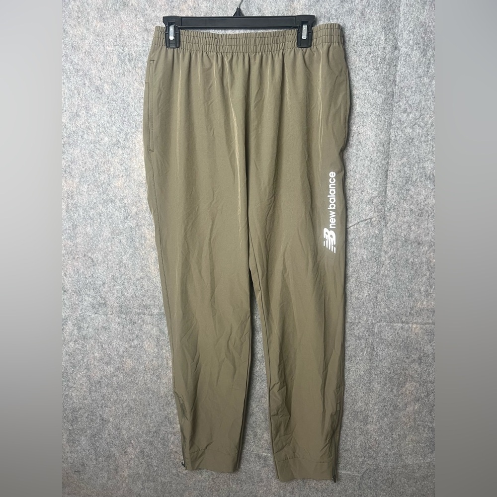 New Balance Men's  Size Large Olive Green Logo Waistband Joggers‎